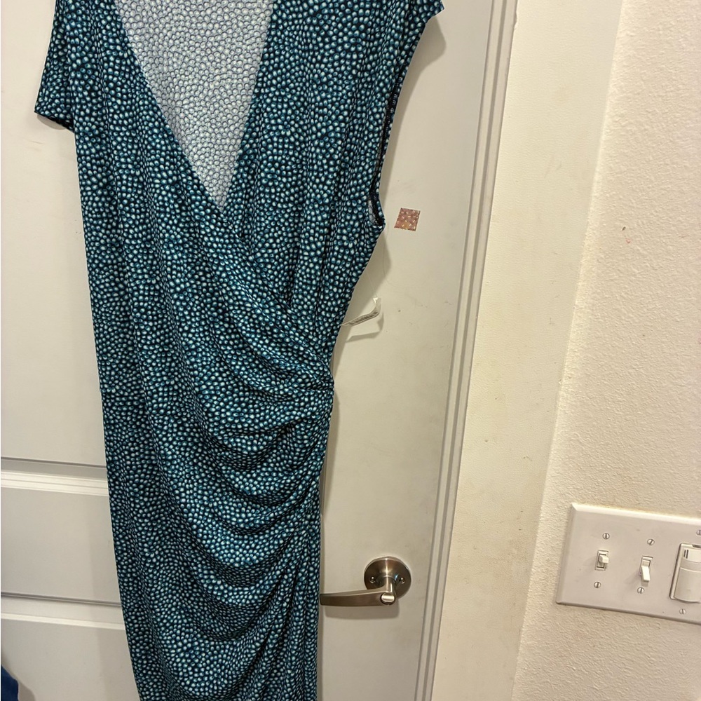 Amazon Essentials Blue Patterned Midi Dress NWT - image 2